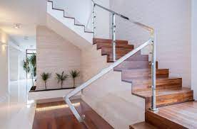 Railing tangga model kaca glossy/hairline. Serba Serbi Railing Tangga Kaca Modern Dan Transparan
