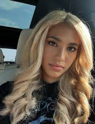 31 was the most jam packed year of my life, for sure. Directed a play, was  in a play, premiered a short film, produced another film, went blonde,  projects I loved working