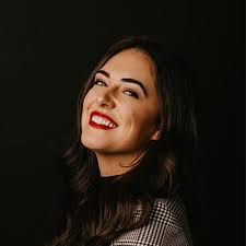 Danielle Roy's Instagram, Twitter & Facebook