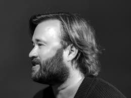 Voor ex-kindster Haley Joel Osment begon alles met 'The Sixth Sense': 'In  de jaren 90 kon je overleven met slechts kleine tv-rollen'