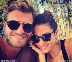 صورة كيفانج تاتليتوغ مع حبيبته تثير غيرة معجباته Round Sunglass Men Mens Sunglasses Sunglasses
