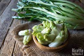 Se, come me, ami i piatti piani, ti svelo uno stratagemma per comporre un piatto dall'aspetto perfetto. Come Pulire Le Puntarelle Della Cicoria Catalogna