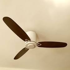 Just Because You Have A Small Room And A Low Ceiling Does Not Mean You Are Out Of Options Or Are Option Limite In 2020 Ceiling Fan Design Low Ceiling Fans