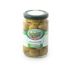 Carote tagliate a cubetti, spicchi d'aglio tagliato finissimo, prezzemolo, pepe, sedano tagliato a pezzetti, cavolfiore sott'aceto e peperoncino. Le Squisivoglie Olive Verdi