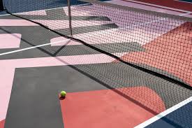 The tennis courts in queen elizabeth park are located just west of the pitch and putt golf course at the south entrance to the park. Artists Explore A New Canvas Tennis Courts The New York Times