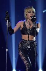 The live take included a. Miley Cyrus At Dick Clark S New Year S Rockin Eve In New York 12 31 2020 Hawtcelebs