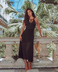 Ποζάρουν μαζί και συγκρίνουν τις κοιλίτσες τους. Alaloym Sto Instagram Ths Xristinas Mpompa H Poza Xwris Neoblogs Gr