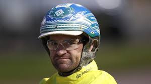 Willie Pike's Instagram, Twitter & Facebook