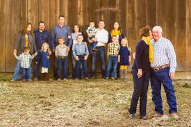Families Kimberly Tietz Big Family Photos Large Family Photos Family Portrait Poses