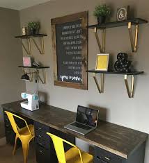 Love This Desk To Have Room For Both My Computer And My Sewing Machine Idee Deco Bureau Decoration Bureau Bureau Fait Maison