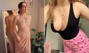 Poland syndrome may be underdiagnosed because mild cases without hand involvement may never come to medical attention. Woman 23 Has A Rare Condition Which Means She Only Grew One Breast Daily Mail Online