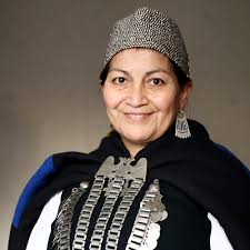 Lorena Barros (@Lorenein)