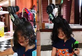 Eka pamuji rahayu 1 *, s. Padah Tak Dengar Kata Bapa Kongsi Detik Lucu Insiden Kereta Terpacak Di Kepala Anak Ada Drama Selepas Kejadian Sempat La Rekod Sebelum Tolong Dia Viral Mstar