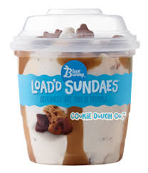 I went during lunch time (12:30ish) on a thursday and there wasn't a large crowd. Ice Cream Big Bell Ice Cream