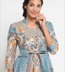 Contoh baju batik kombinasi kebaya. Ide Populer 38 Contoh Model Baju Atasan Wanita Baju Atasan Wanita Kemeja Wanita Model Pakaian