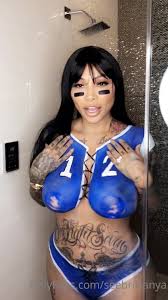 Brittanya Razavi Lesbian Cheerleader Under The Shower