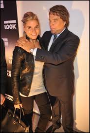 L'un des fils de bernard tapie a, en effet, demandé sur twitter de ne pas appeler son père, les c'est l'épouse de bernard tapie qui est parvenue à se libérer pour aller alerter une voisine, qui a. Bernard Tapie Qui Sont Les Femmes De Sa Vie Tele Star