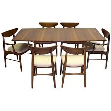 Store promotions visit our clearance page. Nine Piece Dining Suite Includes China Cabinet Stanley Furniture Finnline At 1stdibs