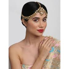 Buy RUBY RAANG STUDIO Gold-Plated Green Kundan-Studded Pearl-Beaded  Handcrafted Matha Patti Online