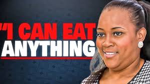 Pomeranian after grooming. Spitz Olivia at the groomer. The puppies did not  appreciate the new hairs