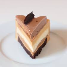 Entremets Caramel Vanille Chocolat Et Praline Recette Olivia Patisse Patisseries Sucrees Gateaux Et Desserts Chocolat