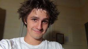 Amateur comedian throws shame out the train window to create awkward  situations