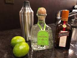 How Many Calories In A Shot Of Tequila I Tried Jennifer Aniston S Clean Margarita Recipe And Now I M Saying Goodbye To Sugary Mixes Forever Margarita Recipes Clean Margarita Healthy Margarita Recipe