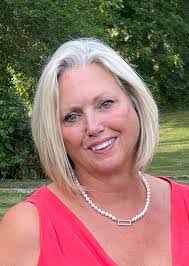 Marissa Engle's Instagram, Twitter & Facebook