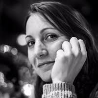 100+ perfiles de «Lourdes Varela»