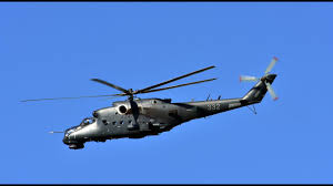 katonai helikopterek budapest felett harom meterrel