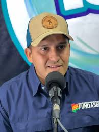 Adolfo Pereira Gobernador