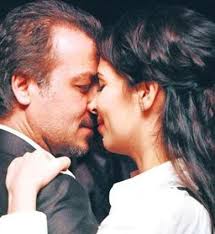 Ünlü yıldızlar ve eşleri