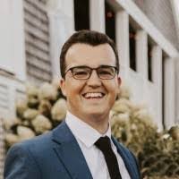 Amanda Patti's Instagram, Twitter & Facebook