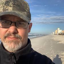 Do Instacart shoppers get penalized for long checkout lines?