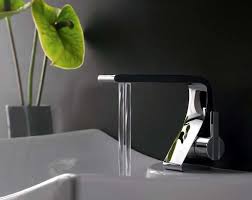 Miscelatore bicomando per i rubinetti del bagno. 10 Modelli Di Rubinetti Per Un Bagno Di Stile Design Mag