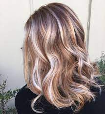 Another alternative for flashy blonde highlights is this blonde copper hair color. Be A Copper Goddess Or A Retro Diva 50 Ways To Rock A Copper Hair Color Hair Motive