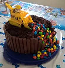 Rubble Paw Patrol Cake 2 Layer Chocolate Cake Don T Use Frosting On The Top Of Idee Gateau Gateau D Anniversaire Paw Patrol Recette De Gateau D Anniversaire