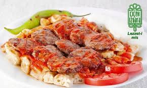 Hacı efendi pideli köfte restoranımıza uğrayın ve bol seçenekli enfes yemekleriyle tanışıp harika ortamının tadını çıkartın. Pideli Kofte Picture Of Cicek Izgara Bursa Tripadvisor