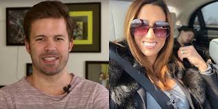 Sebestyén balázs reggeli műsorában mesélte el, hogy egy csillagszóró miatt szenteste leégett a karácsonyfájuk. Sebestyen Balazs Rubint Reka Miatt Nem Tud Majd Pihenni Amikor Elutazik Egy Hetre Szmo Hu