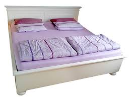 Deswegen ist es auch besonders wichtig, dass sie sich in ihrem bett richtig wohl fühlen. Bett Doppelbett 200x200 Landhausstil Vollholz Weiss Shabby Chic Fichte Bettgestell Bauernmobel Der Landhausmoebel Spezialist