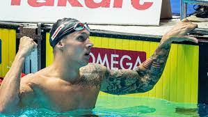 None raised depressed uniform dropshadow. Natation Caeleb Dressel Claque Deux Nouveaux Records Du Monde En Une Demi Heure Le Soir