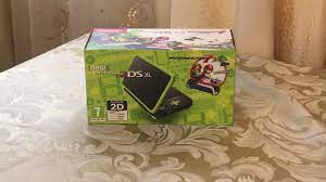 New nintendo 2ds xl includes a c stick and zl/zr buttons, giving expanded control options in compatible games. Nintendo 2ds Xl Black Lime Green Unboxing Review Hd Youtube