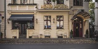 Das angleterre hotel bietet ihnen zimmer im englischen stil und strahlt gemütlichkeit und eleganz aus. Henri The Boutique Hotel In Berlin Charlottenburg Best Price Book Now