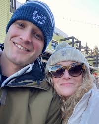 1. It's not #Sundance if you don't get this pic at the Egyptian 2. Yes we  are still glued at the hip 💁🏼‍♀️💁🏻‍♀️ 3. Jan 4. More Main Street and  Kell in