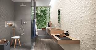 Un carrelage mural adhésif pour créer une impression d'espace et de luminosité, smart tiles a la solution. Carrelage Salle De Bain Types Prix Conseils Et Pose