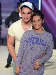 Sarah lombardi kann einfach machen, was sie will. Pietro Lombardi Von Ehefrau Sarah Gebissen Intouch In 2020 Pietro Lombardi Ehefrau Lombardi