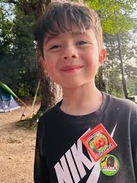 Park warden makes family's day at Algonquin Park