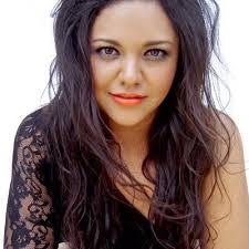 Karen Scarlett's Instagram, Twitter & Facebook