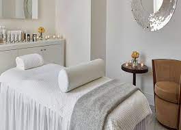 White And Simple Spa Decor Spa Facial Room Spa Studio
