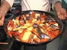 Arroces, pescados al horno, pulpo, gambas, calamares, platos bueno, si te gustan los frutos del mar te tengo una buena noticia: Espana Directo Zarzuela De Pescado Y Marisco Rtve Es